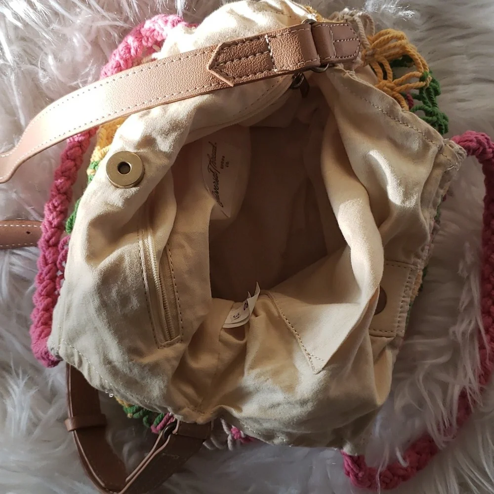 Crochet Style Purse - Picture 4 of 6